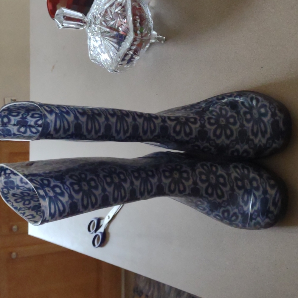 Rainboots